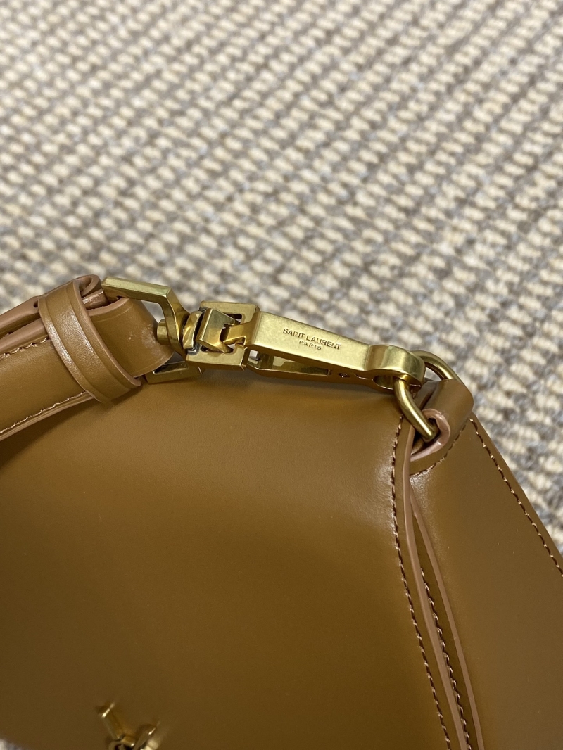 Y51 hobo bags